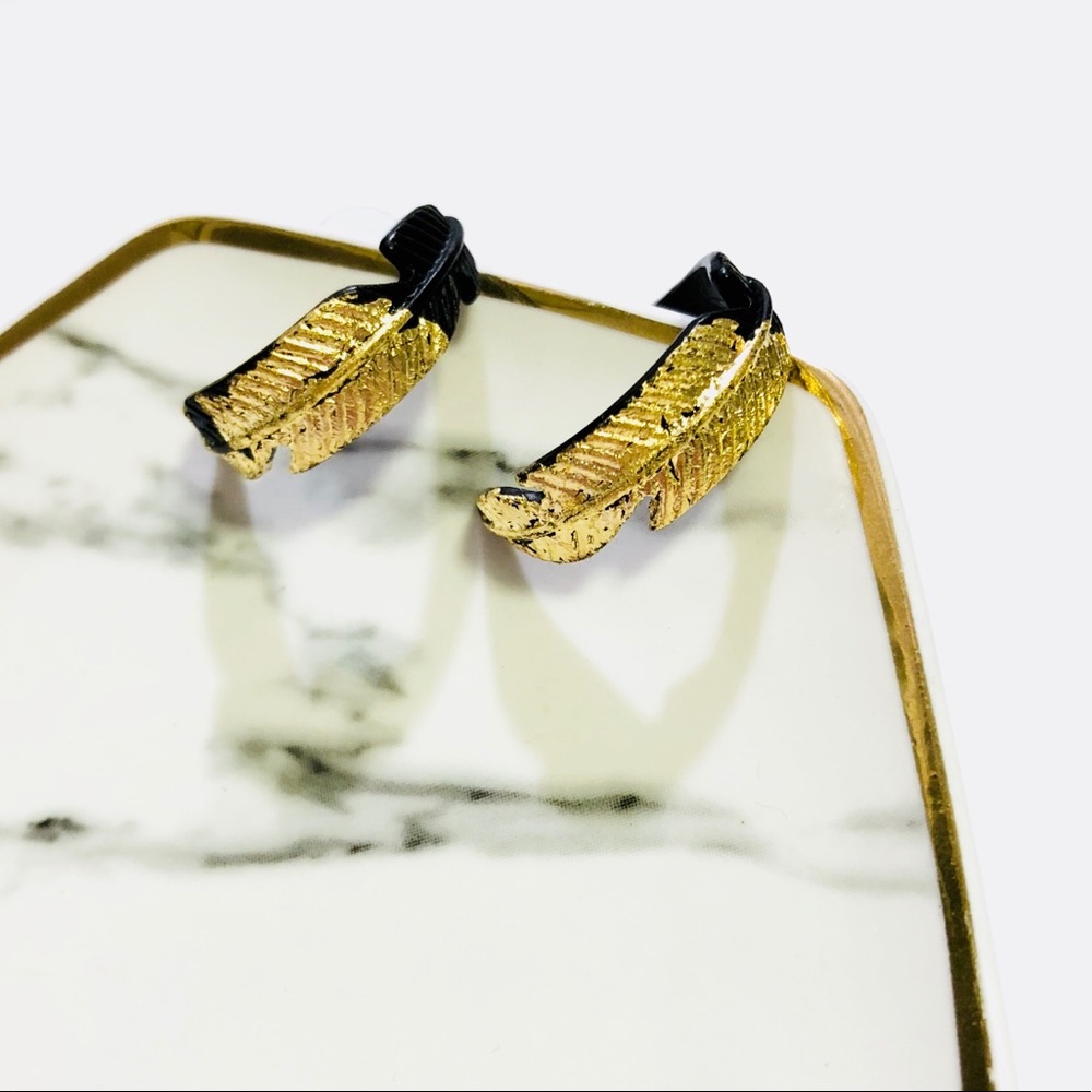 SADIE BLACK HOOP FEATHER W/ GOLD METALLIC EARRINGS - Picture 3 of 8